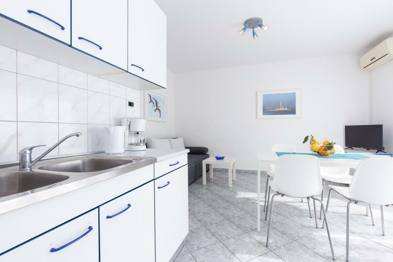 Apartments Krajina Novi Vinodolski Buitenkant foto